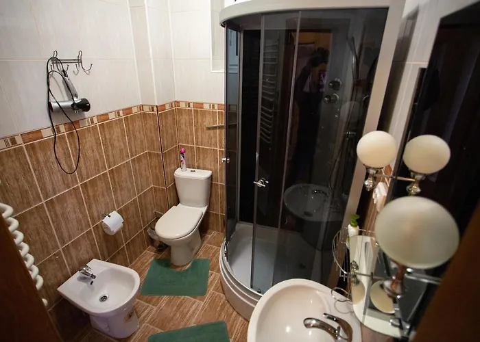 Nebokrai Otel Yaremche